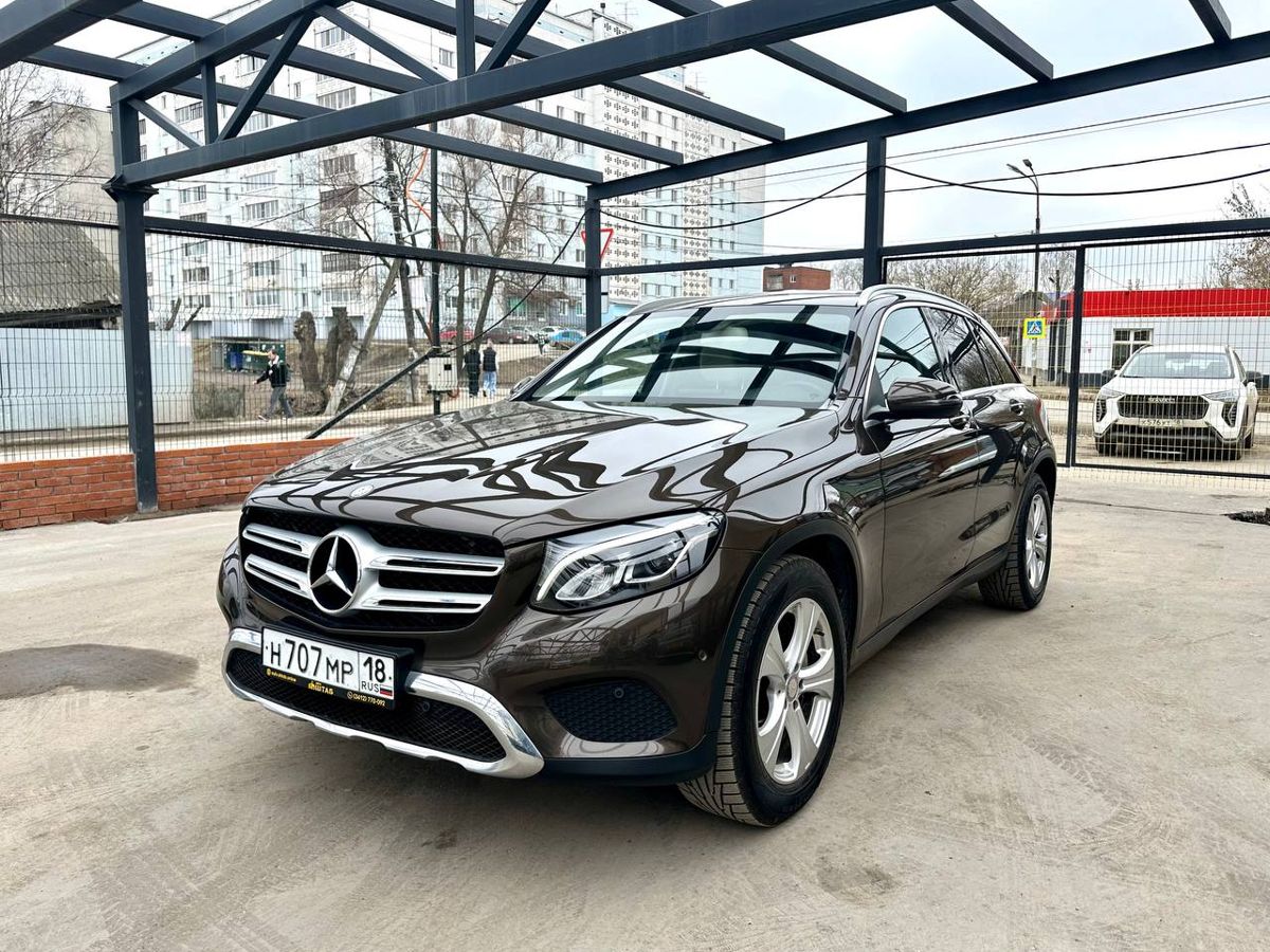 Mercedes-Benz GLC 250 2.0 AT (211 л.с.) 4WD, 2016, 97127 км